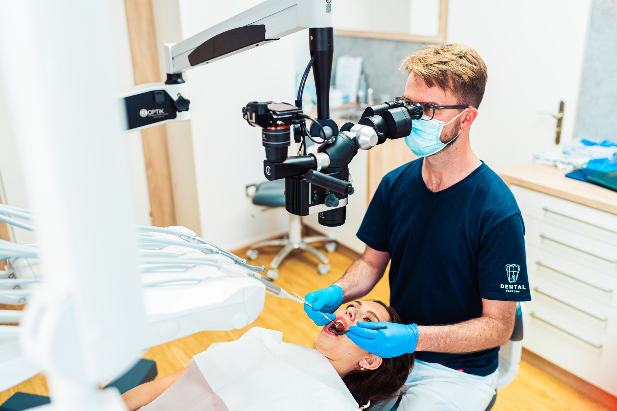Moderní mikroskopická stomatologie